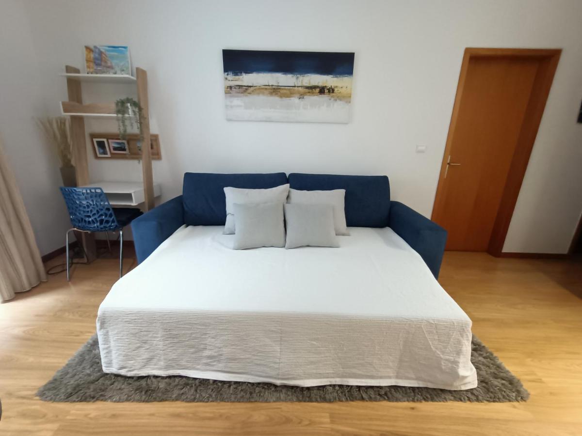 Modern 1Br For 4 - Great For Long Stays, 10 Min To Attractions ヴィラ・ノヴァ・デ・ガイア エクステリア 写真